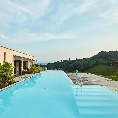 Hideaway An Der Weinstrasse - Pool & Sauna - Anderlage Apartmán *